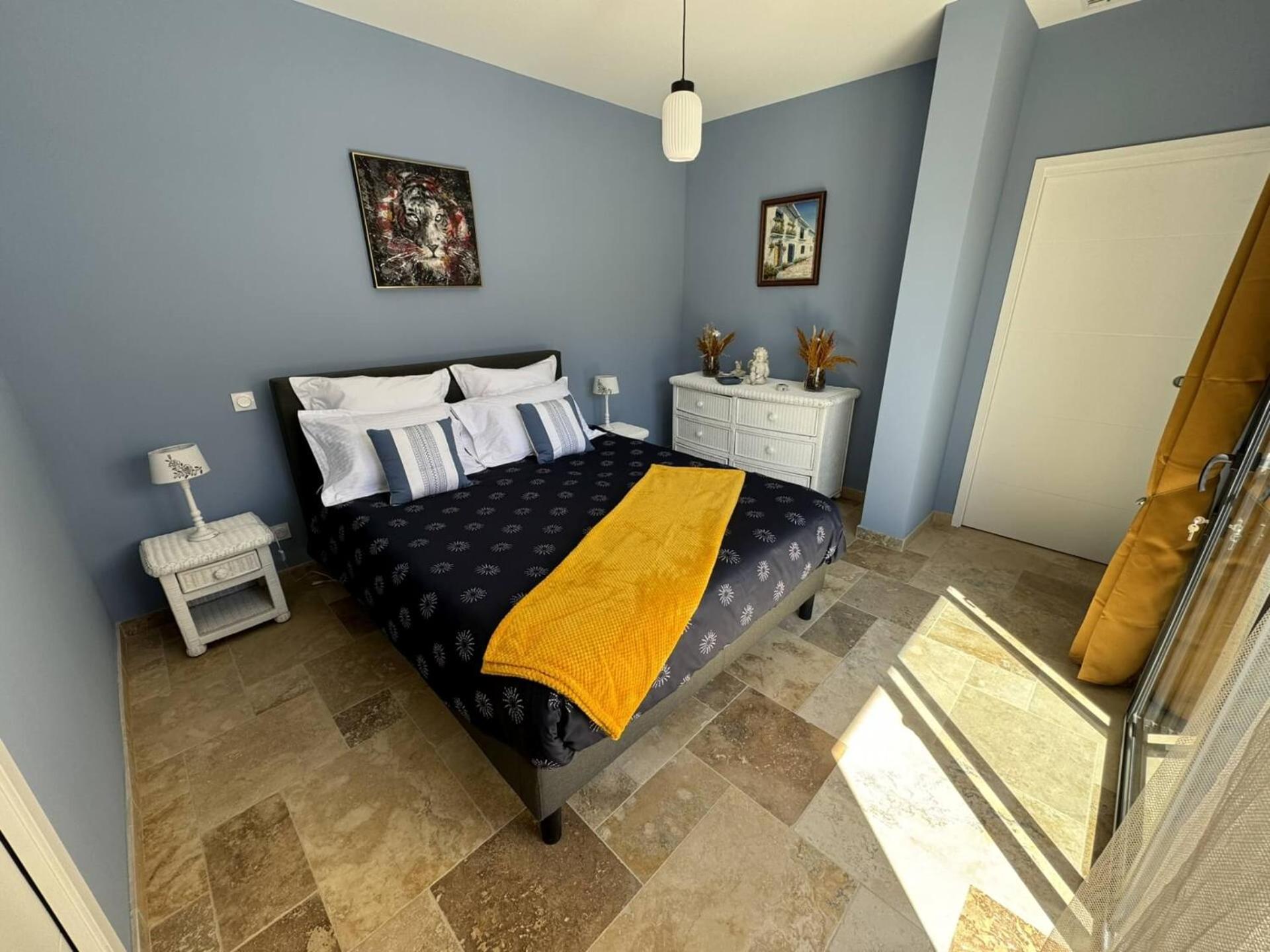 Aux Oliviers D'Artur Hotel Tour-de-Faure Kültér fotó